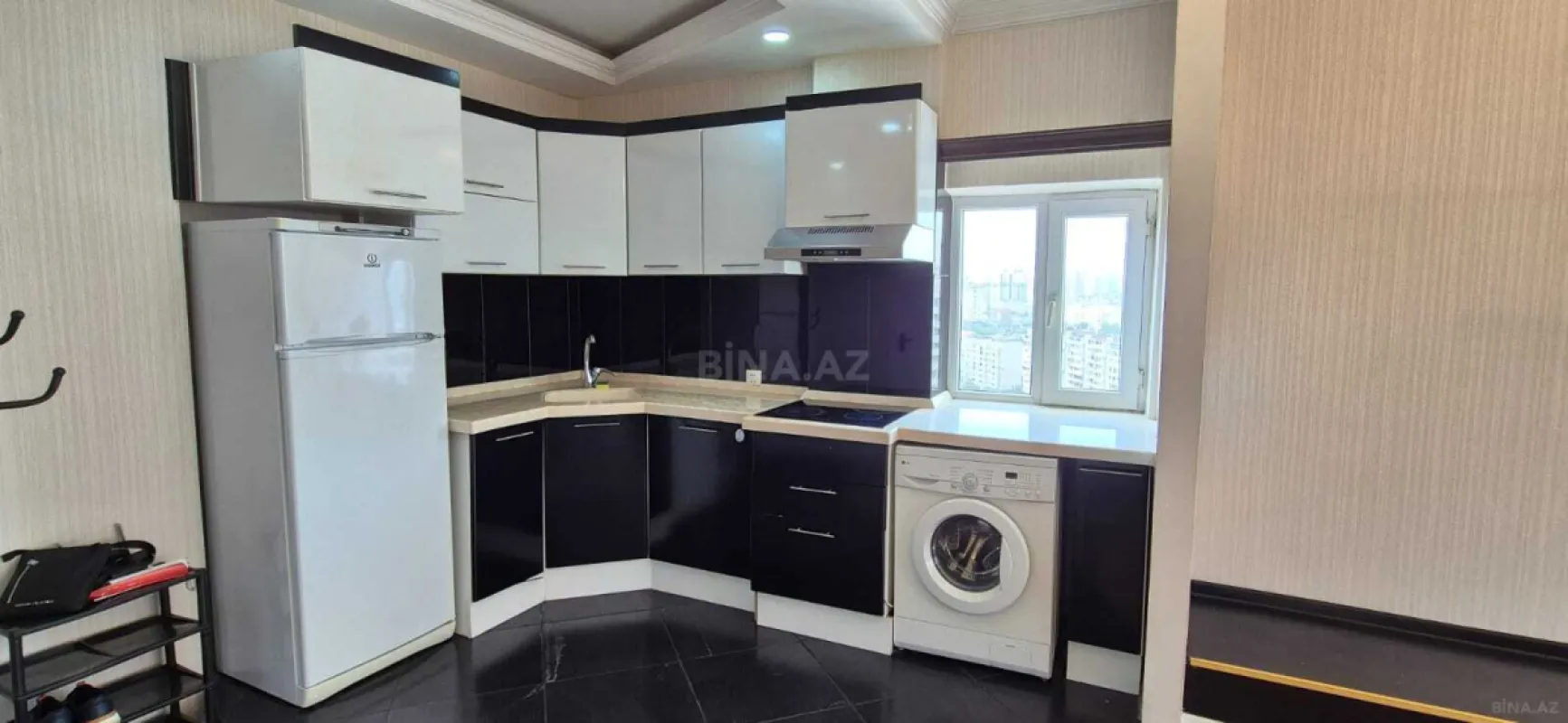 Satılır 2 otaqlı mənzil 64 m²