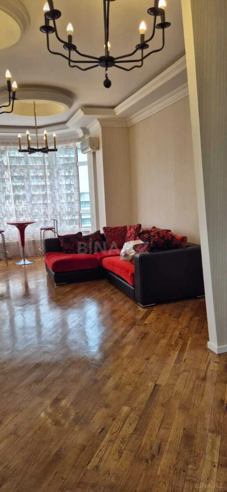Satılır 2 otaqlı mənzil 64 m²