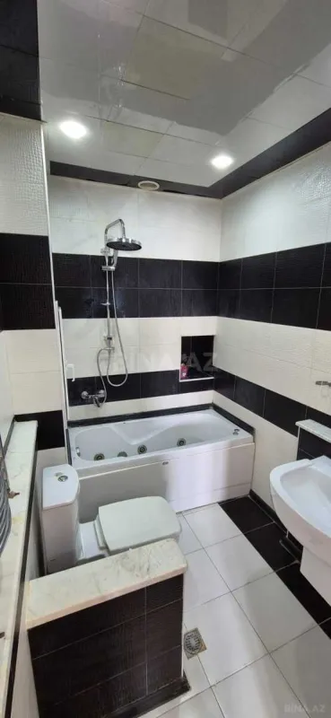 Satılır 2 otaqlı mənzil 64 m²