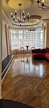 Satılır 2 otaqlı mənzil 64 m²