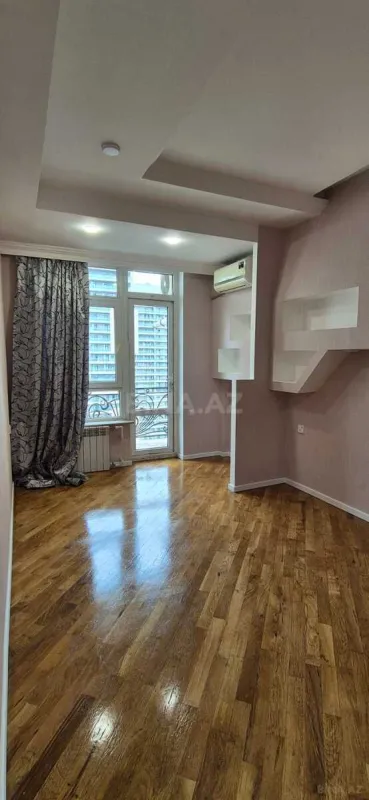 Satılır 2 otaqlı mənzil 64 m²