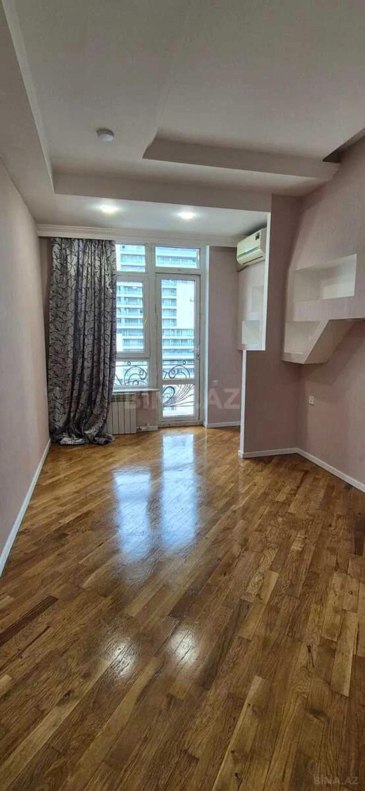 Satılır 2 otaqlı mənzil 64 m²