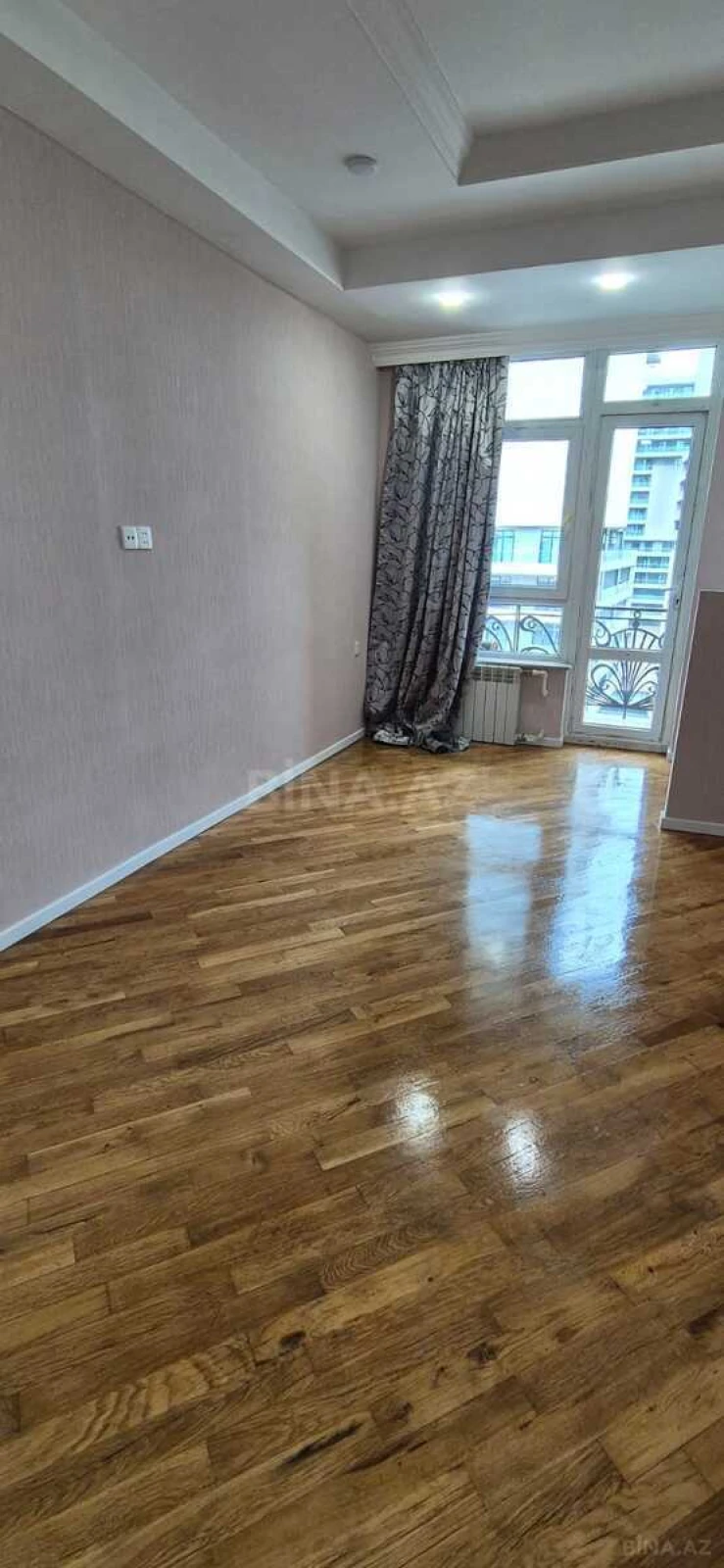 Satılır 2 otaqlı mənzil 64 m²