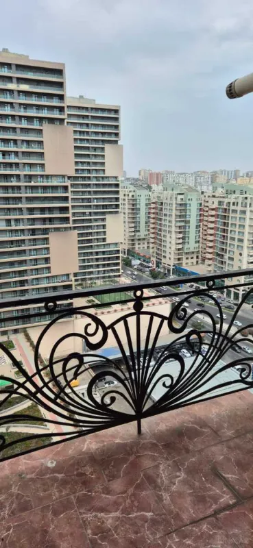 Satılır 2 otaqlı mənzil 64 m²