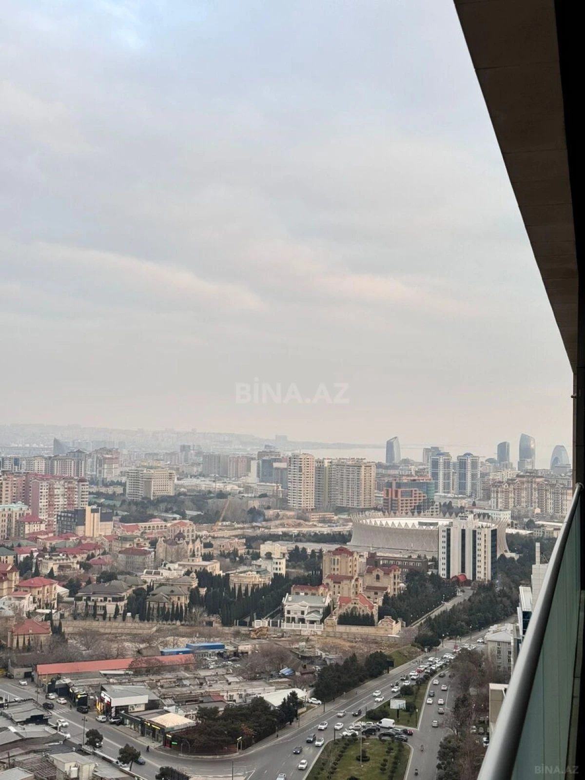 Satılır 3 otaqlı mənzil 148 m²