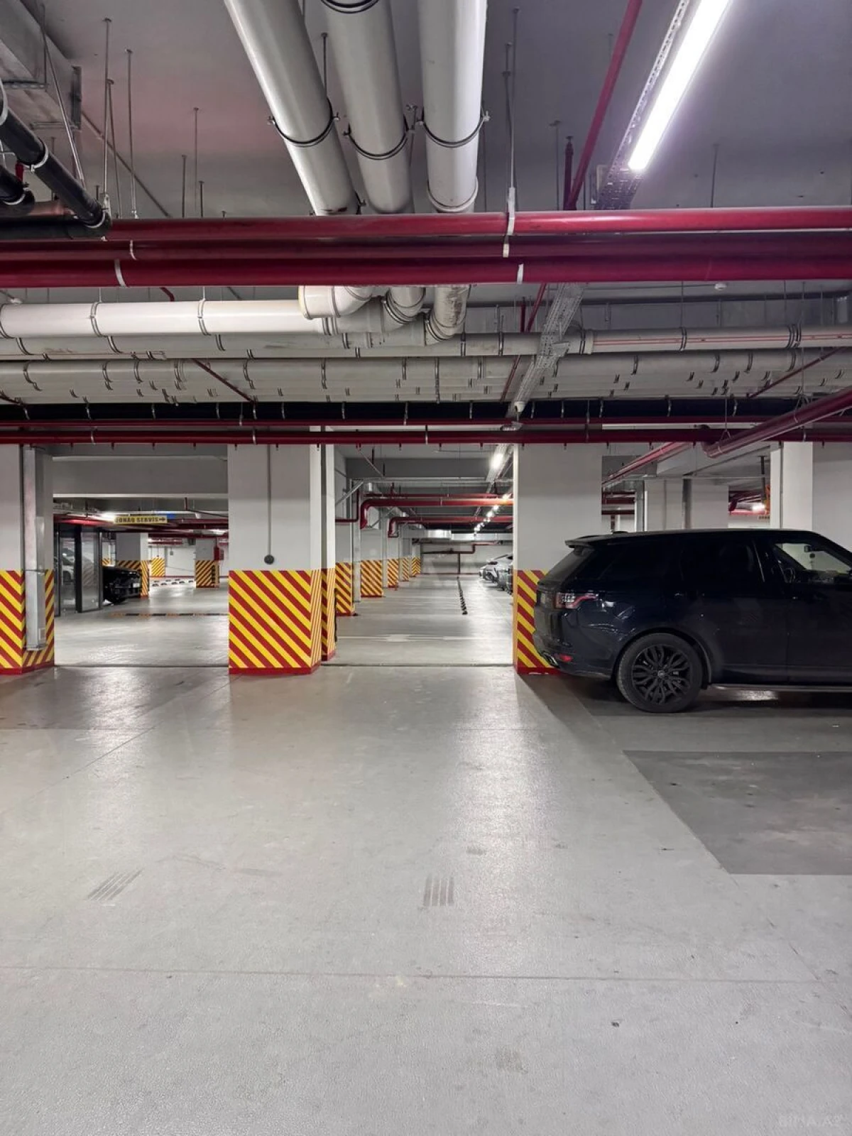 Satılır 3 otaqlı mənzil 148 m²