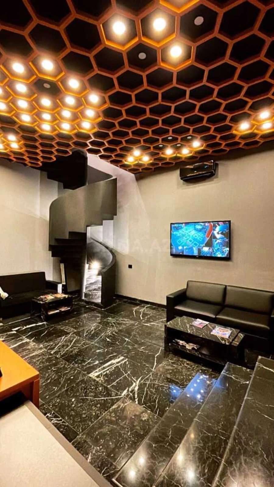 Satılır obyekt 1020 m²