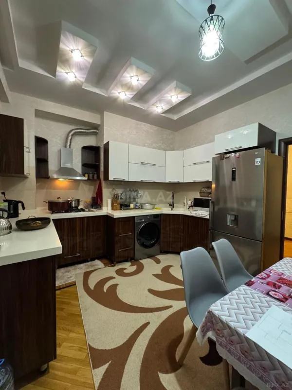 Satılır 3 otaqlı mənzil 86 m²