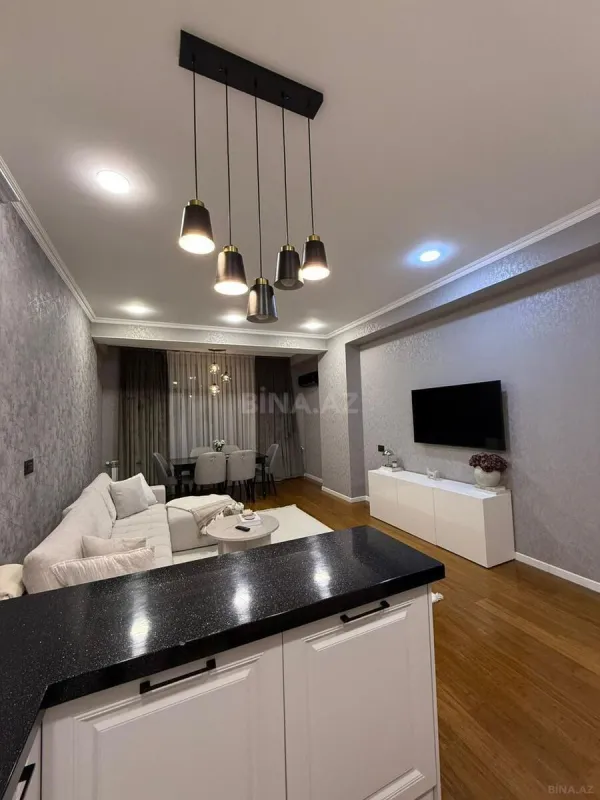 Satılır 3 otaqlı mənzil 95.5 m²