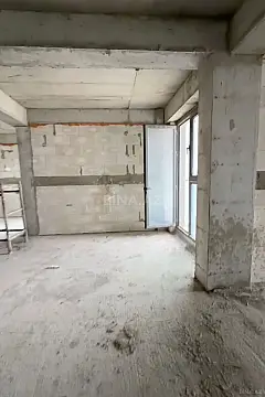 Satılır 5 otaqlı mənzil 258 m²