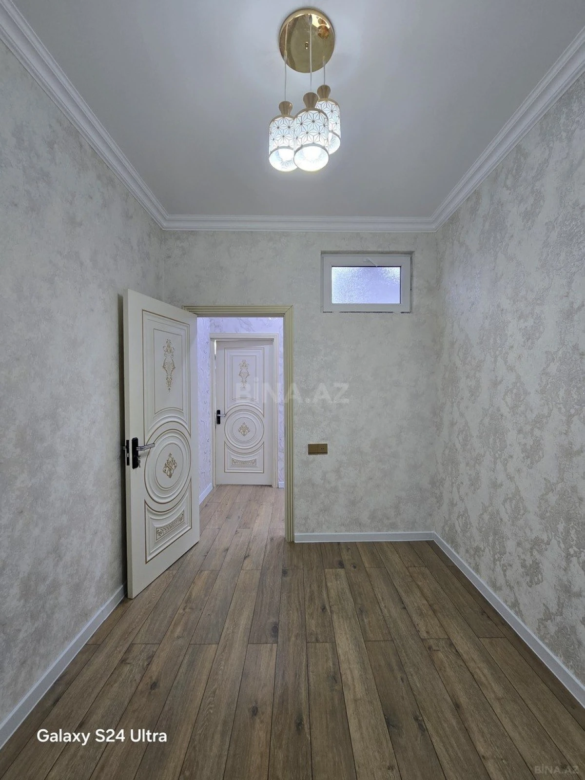 Satılır 3 otaqlı mənzil 96 m²