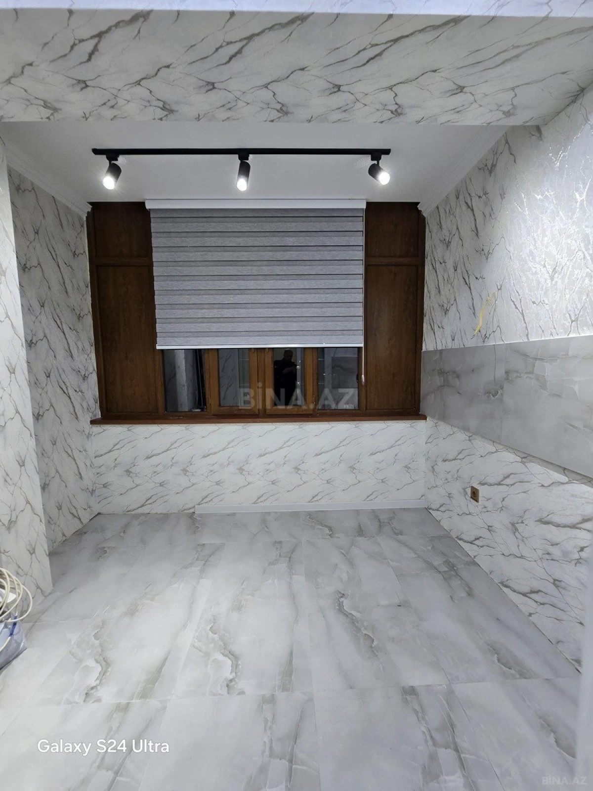 Satılır 3 otaqlı mənzil 96 m²