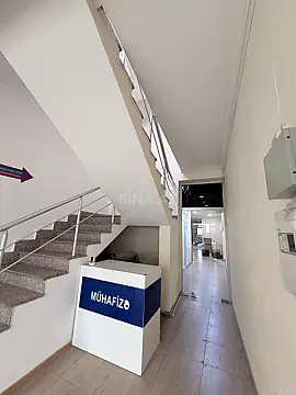Kirayə verilir 4 otaqlı ofis 150 m²