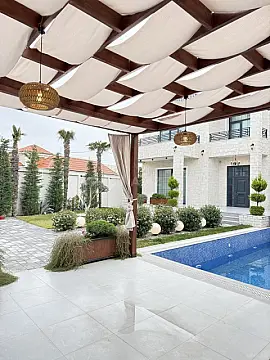 Satılır 6 otaqlı həyət evi 400 m²