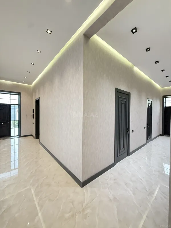 Satılır 6 otaqlı həyət evi 400 m²