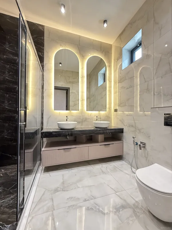 Satılır 6 otaqlı həyət evi 400 m²