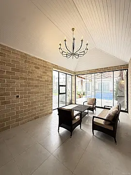 Satılır 6 otaqlı həyət evi 400 m²