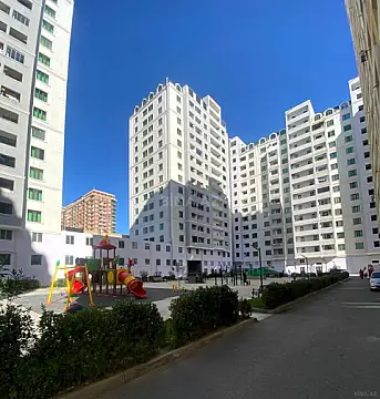 Satılır 4 otaqlı mənzil 171 m²