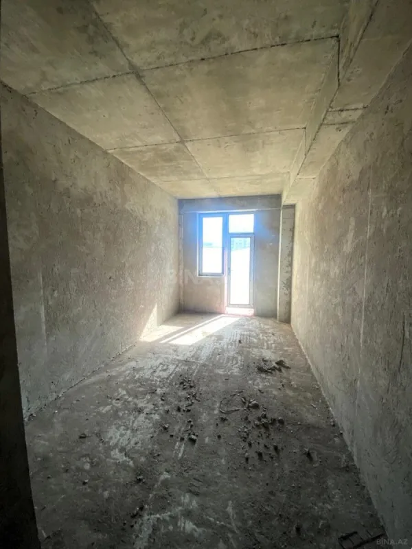 Satılır 4 otaqlı mənzil 171 m²