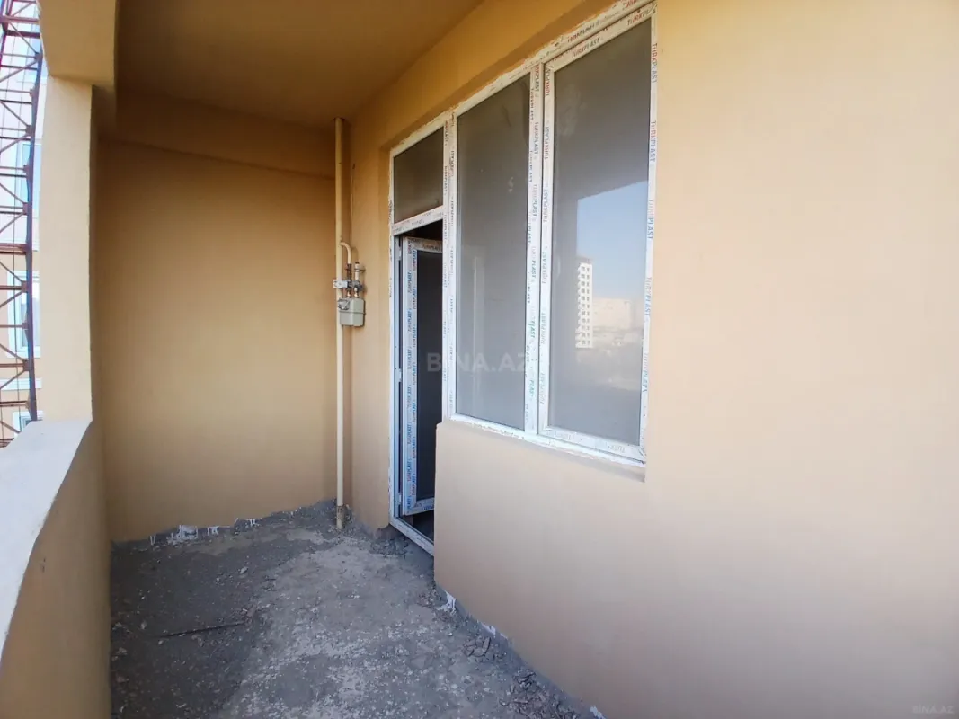 Satılır 3 otaqlı mənzil 136 m²