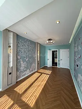 Satılır 4 otaqlı mənzil 140 m²