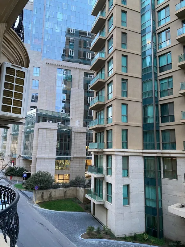 Kirayə verilir 2 otaqlı mənzil 65 m²