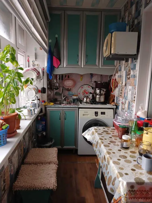 Satılır 2 otaqlı mənzil 49 m²