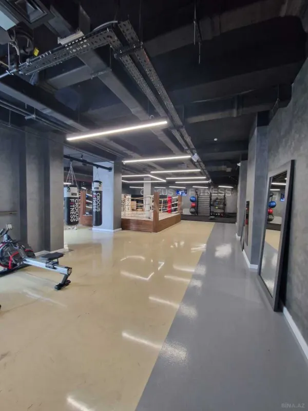 Satılır 3 otaqlı mənzil 170 m²