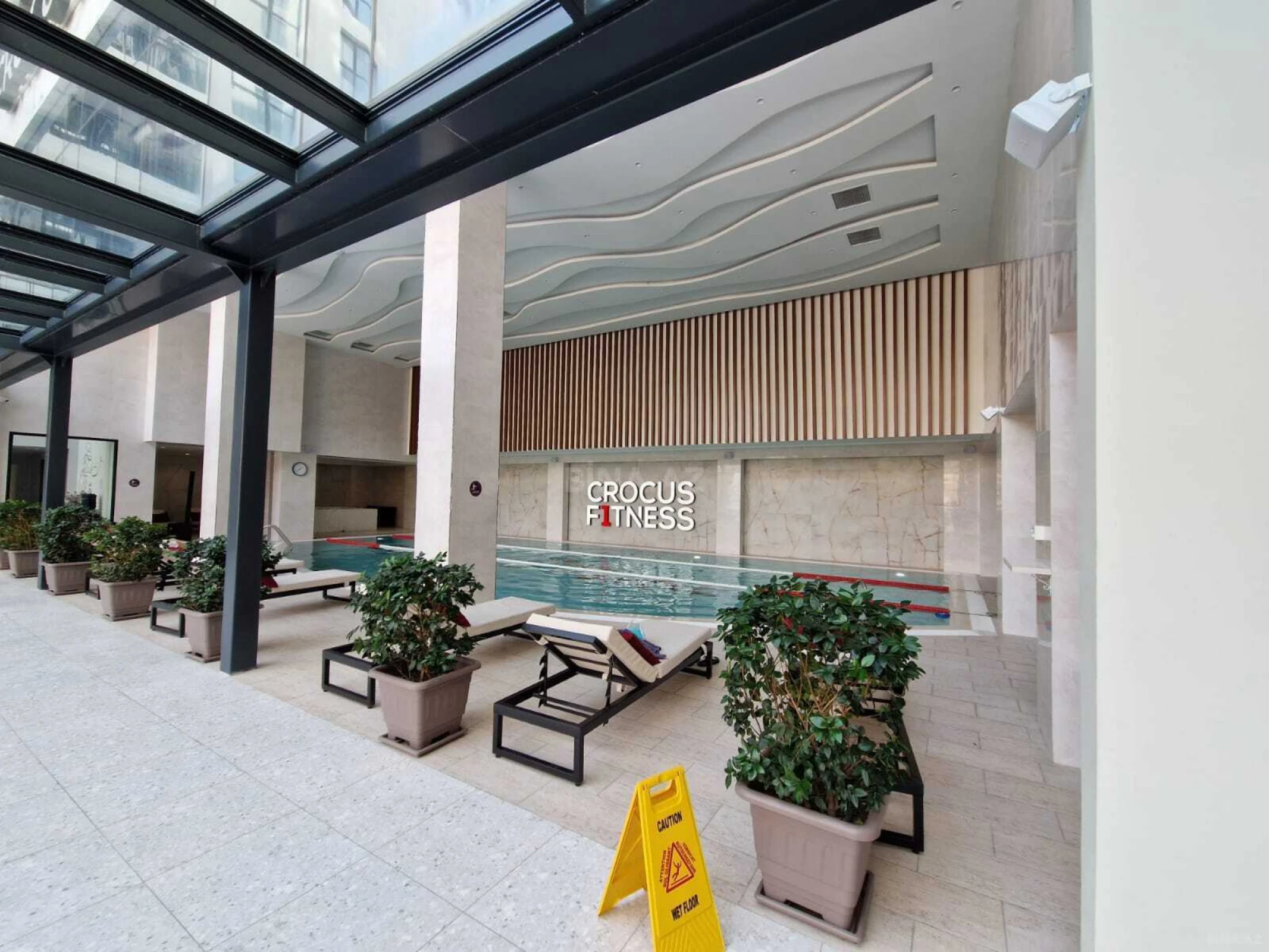 Satılır 3 otaqlı mənzil 170 m²