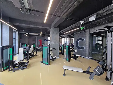 Satılır 3 otaqlı mənzil 170 m²