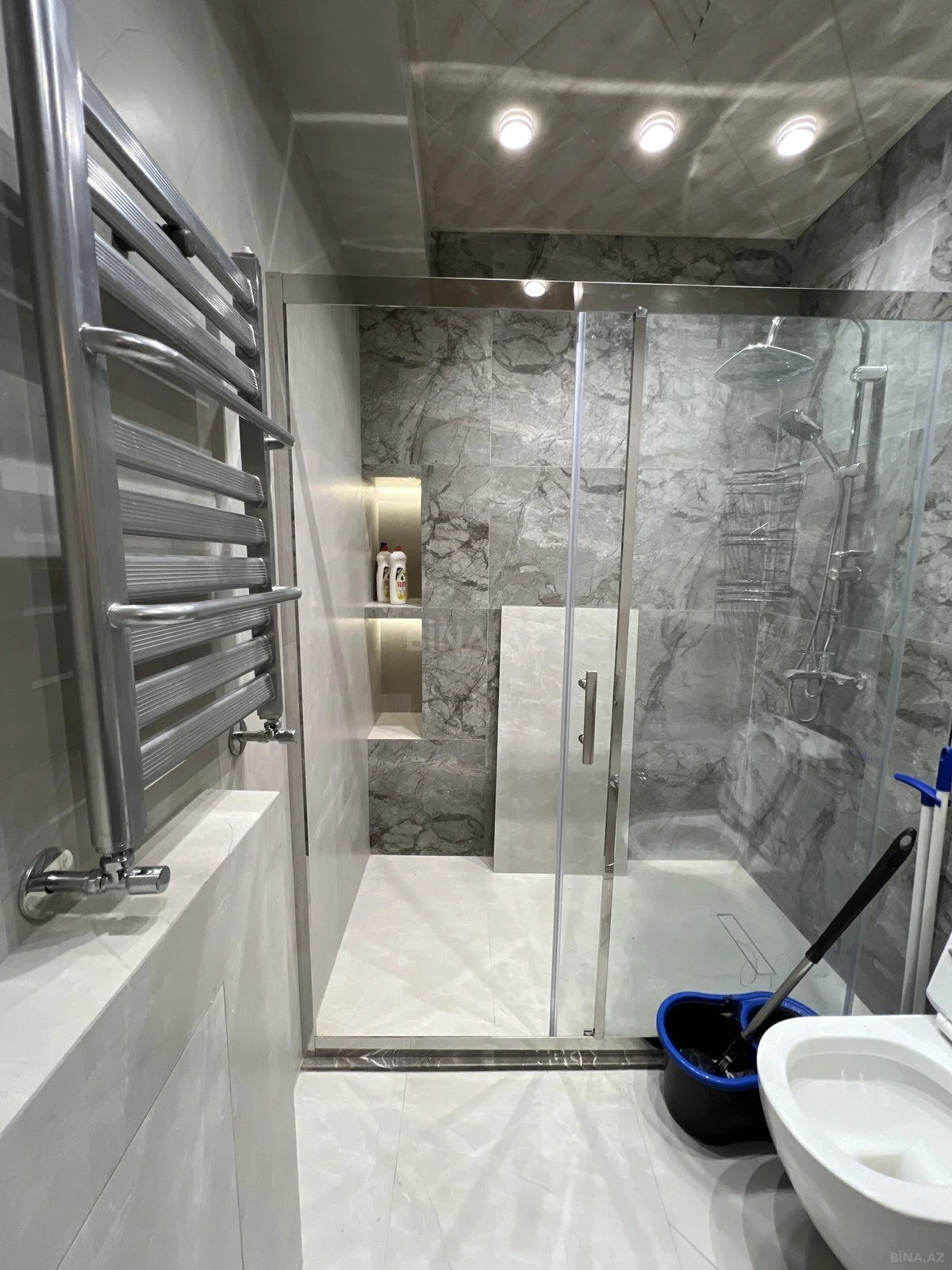 Satılır 2 otaqlı mənzil 68 m²