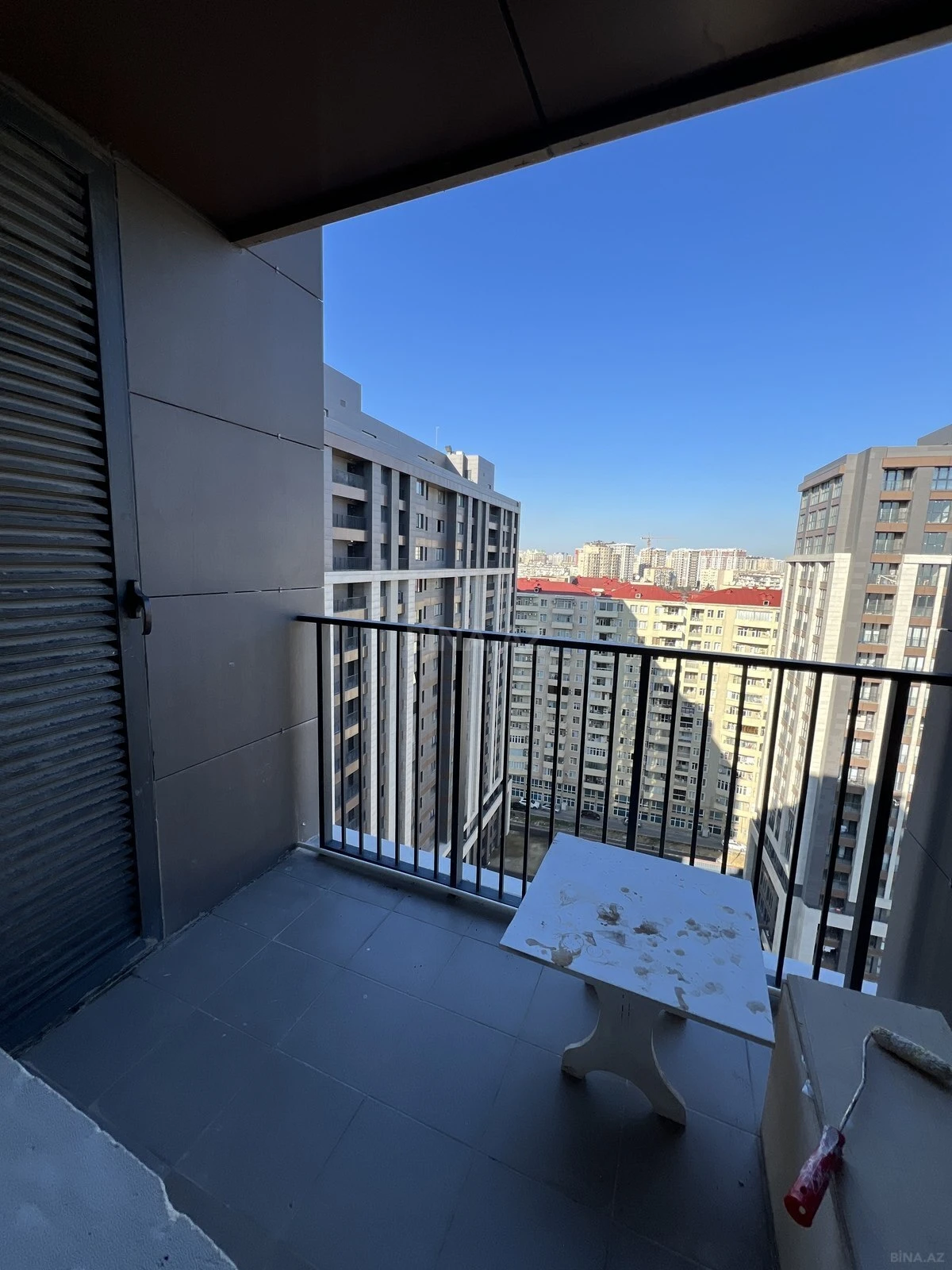 Satılır 2 otaqlı mənzil 68 m²