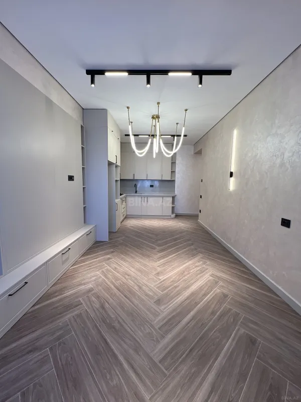 Satılır 2 otaqlı mənzil 68 m²