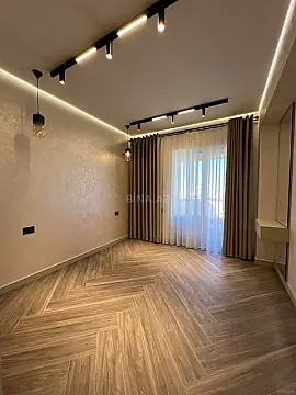 Satılır 2 otaqlı mənzil 68 m²