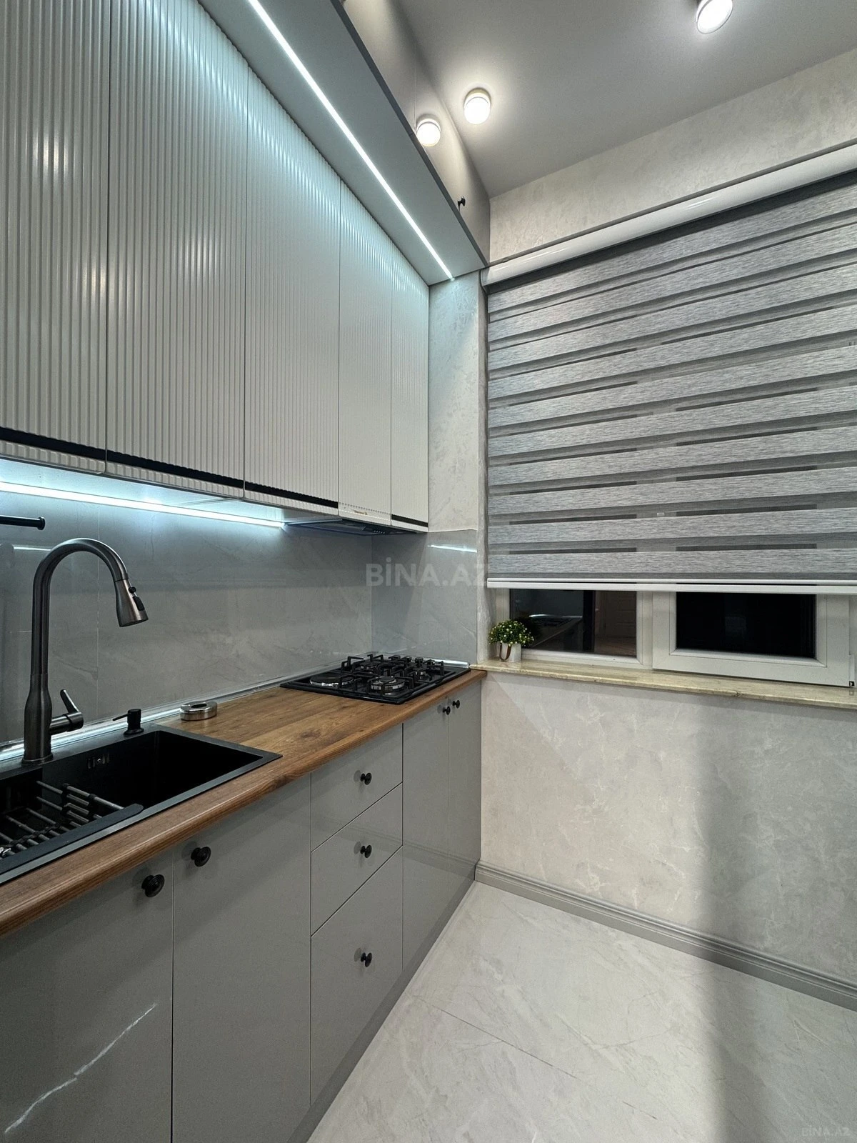 Satılır 2 otaqlı mənzil 55 m²