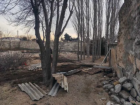 Satılır torpaq sahəsi 12 m²