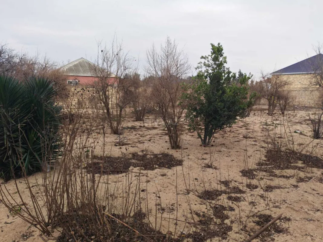 Satılır torpaq sahəsi 12 m²