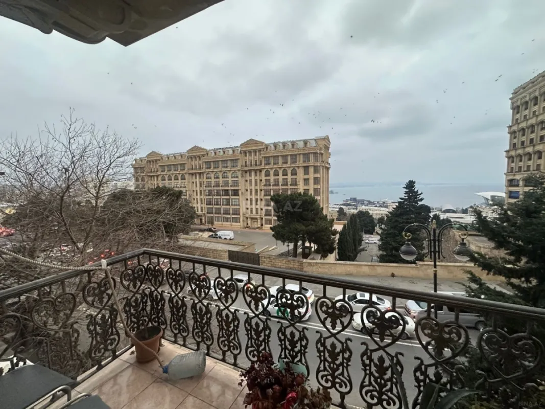 Satılır 3 otaqlı mənzil 80 m²