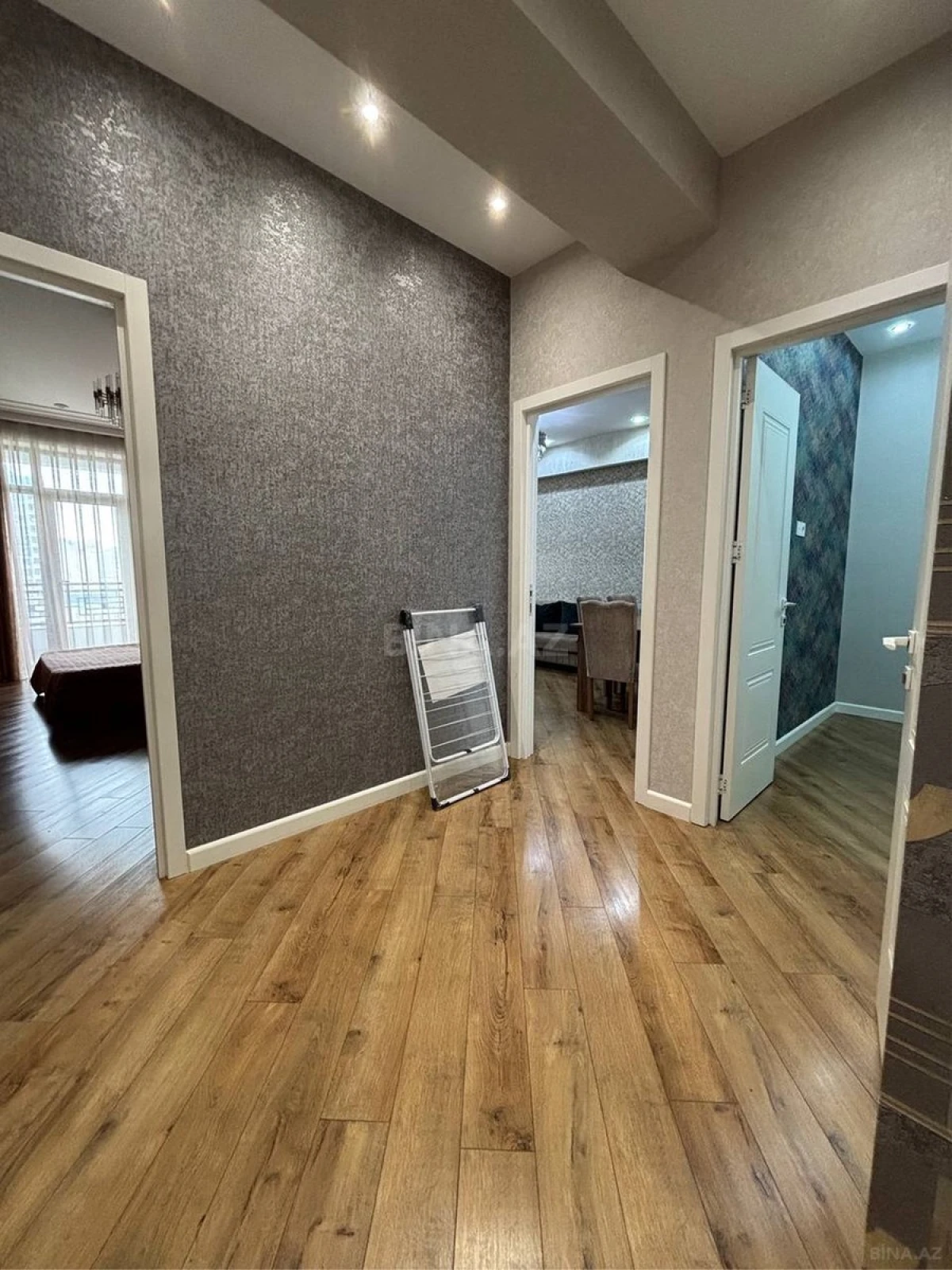 Kirayə verilir 3 otaqlı mənzil 79 m²
