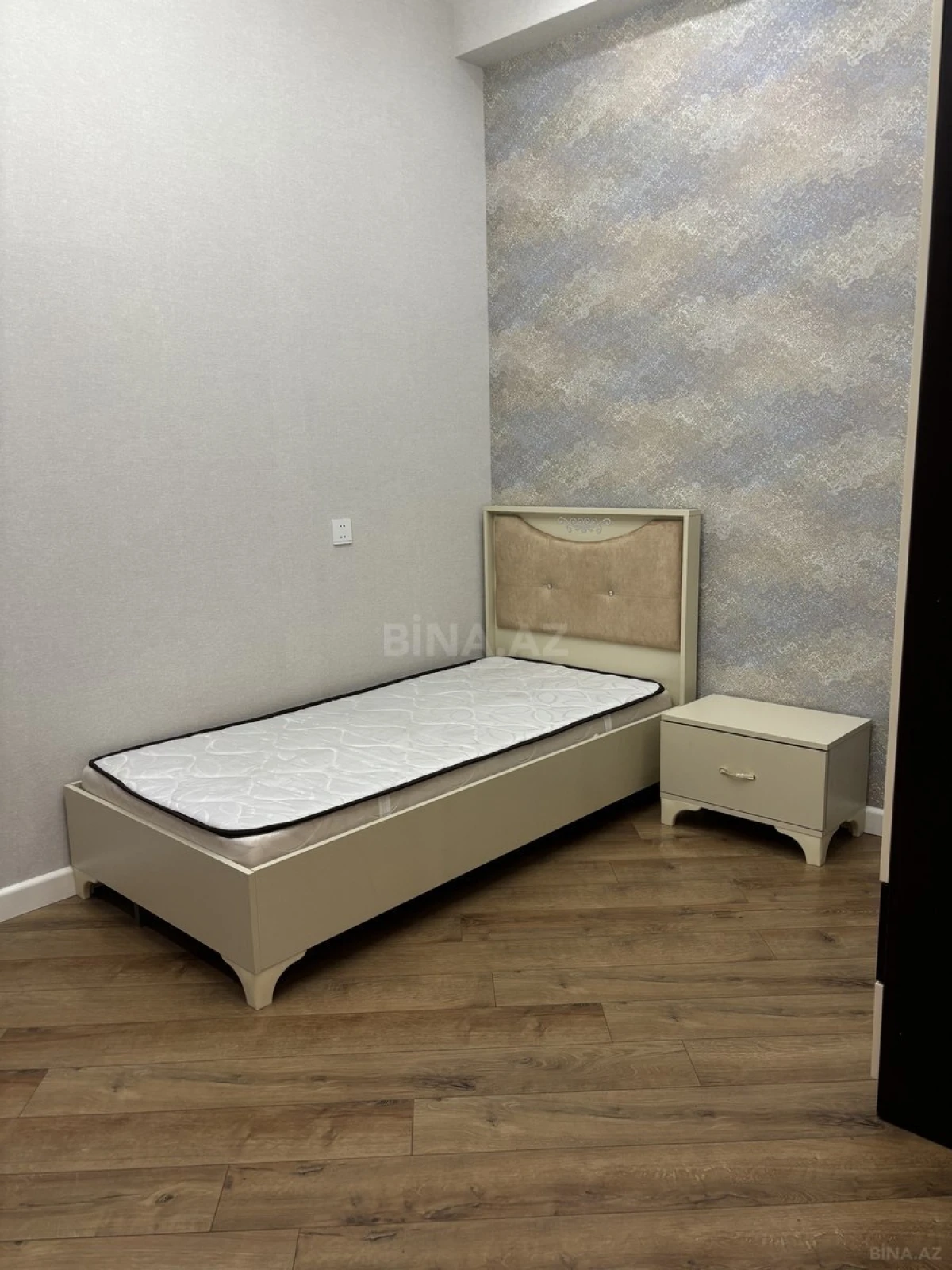 Kirayə verilir 3 otaqlı mənzil 79 m²