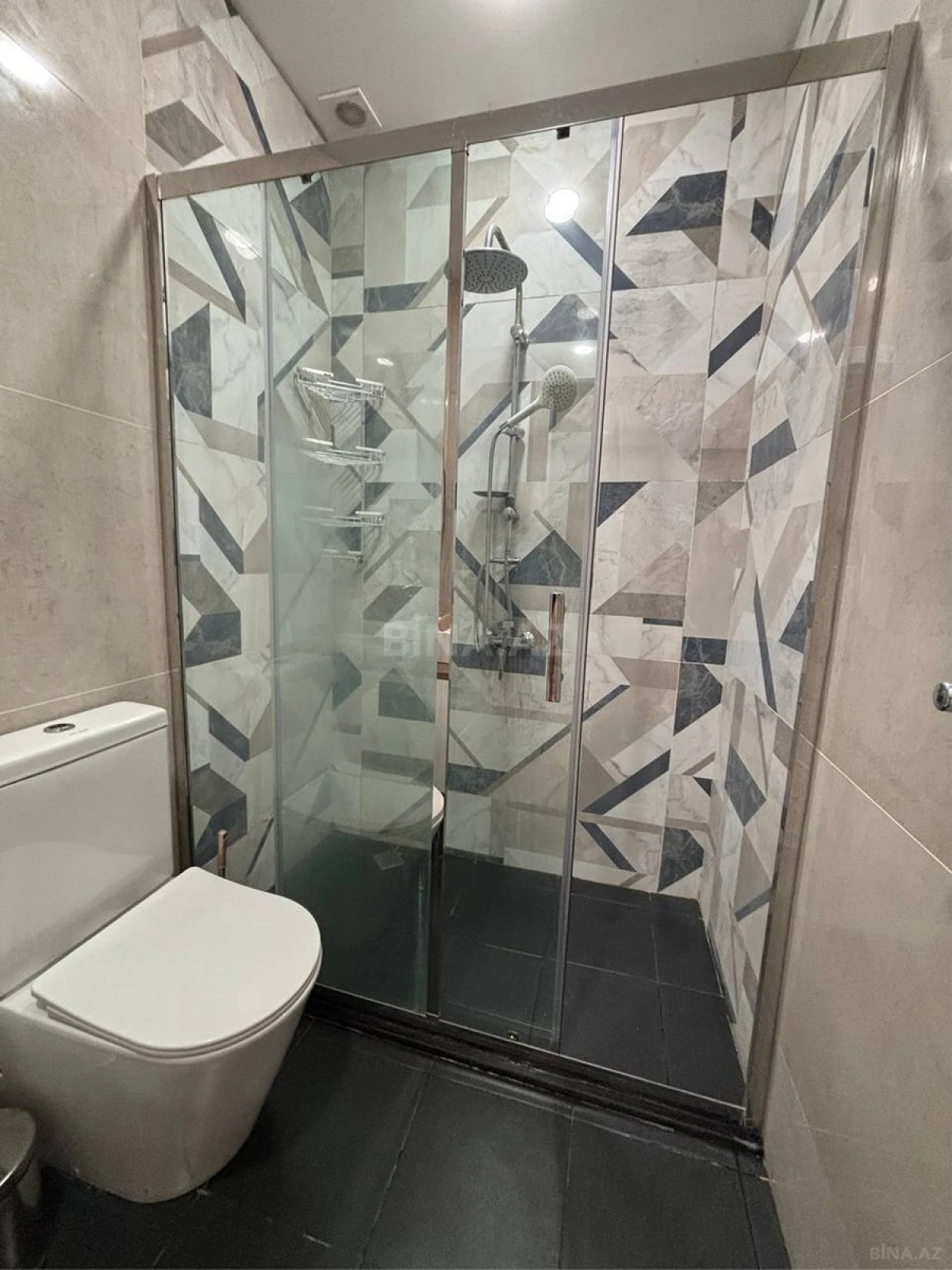 Kirayə verilir 3 otaqlı mənzil 79 m²