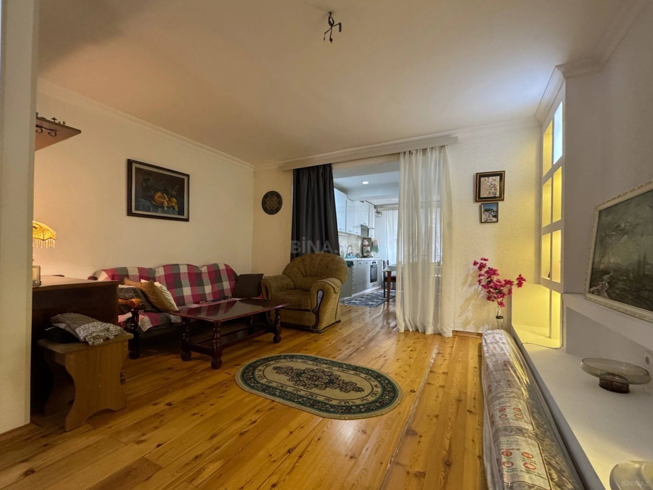 Satılır 3 otaqlı mənzil 115 m²