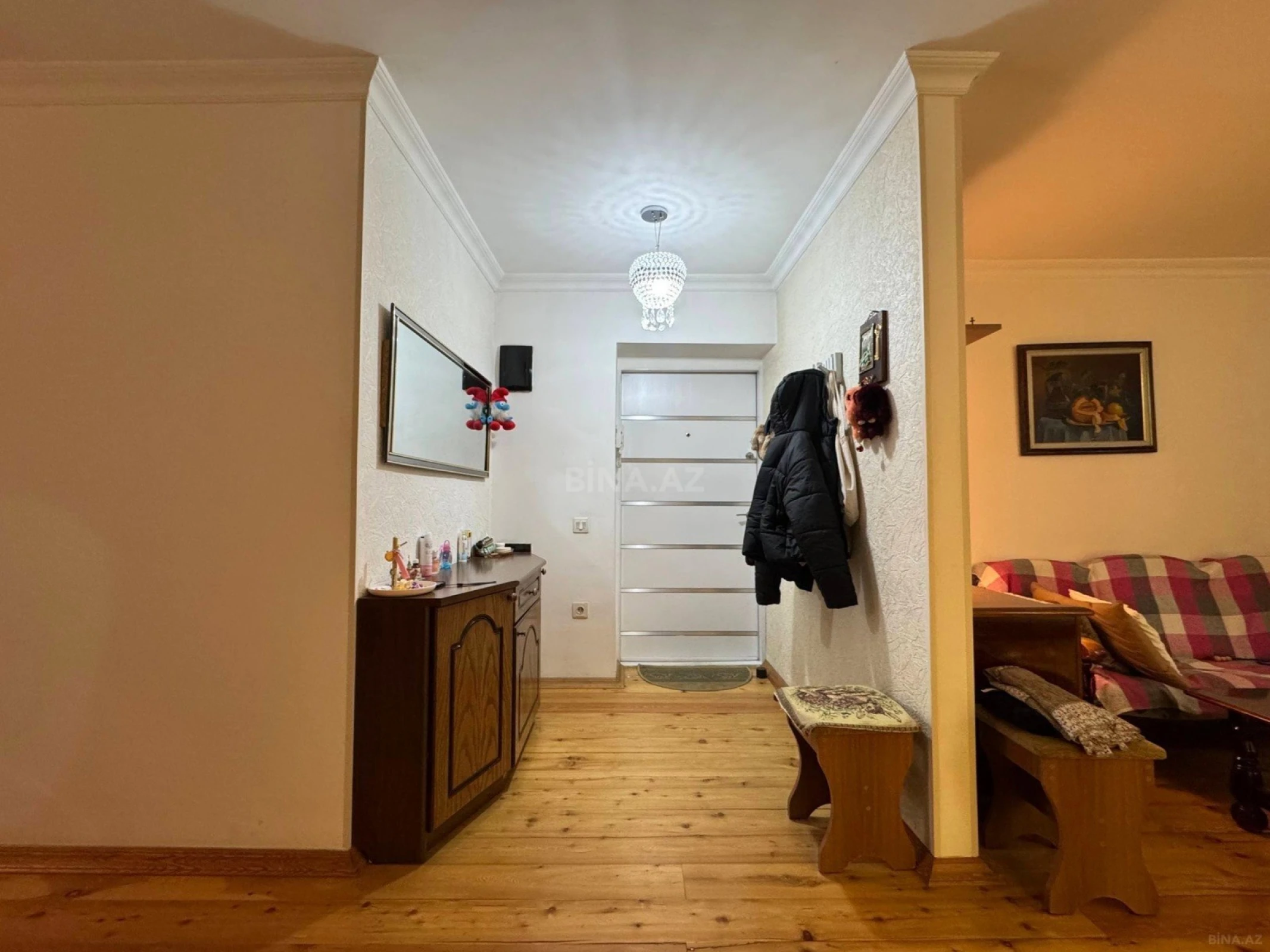 Satılır 3 otaqlı mənzil 115 m²