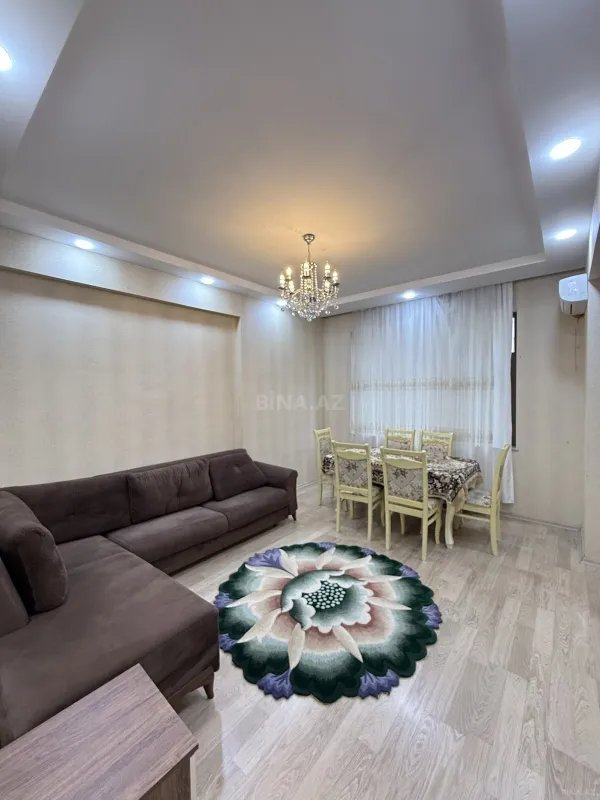 Satılır 2 otaqlı mənzil 70 m²