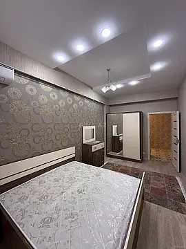 Satılır 2 otaqlı mənzil 70 m²