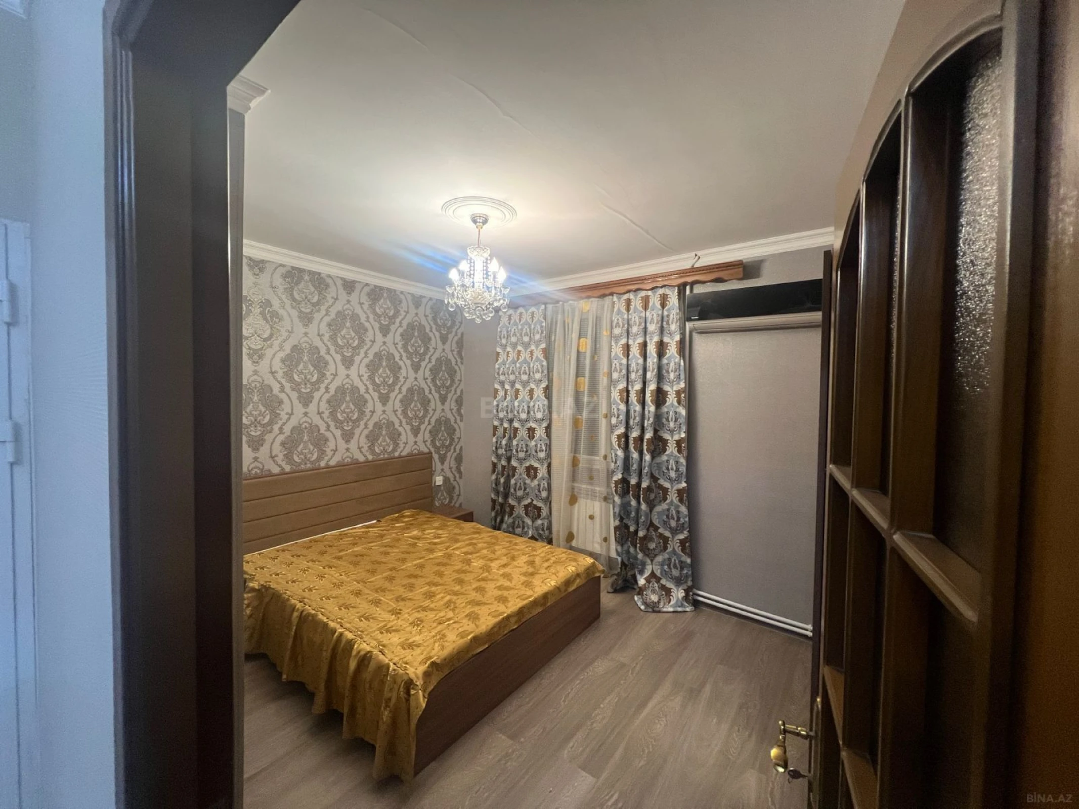 Kirayə verilir 2 otaqlı mənzil 70 m²