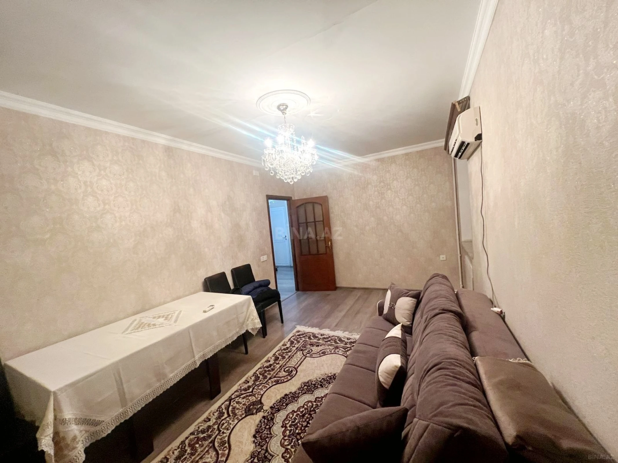 Kirayə verilir 2 otaqlı mənzil 70 m²