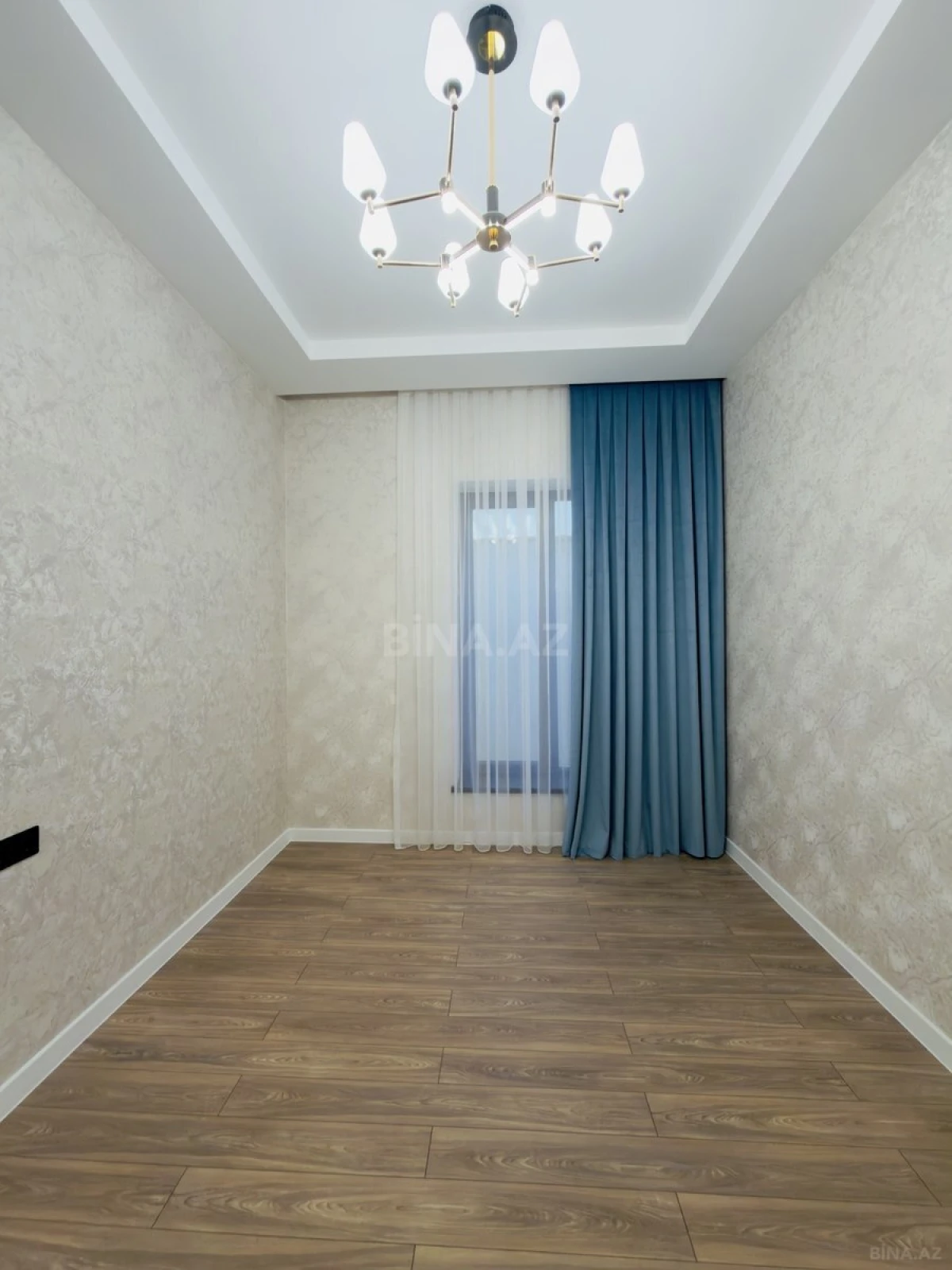 Satılır 4 otaqlı həyət evi 180 m²
