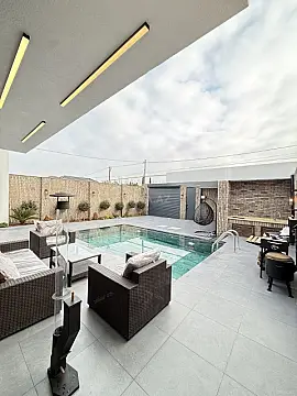 Satılır 4 otaqlı həyət evi 250 m²