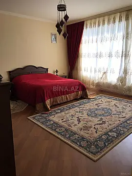Satılır 5 otaqlı həyət evi 140 m²